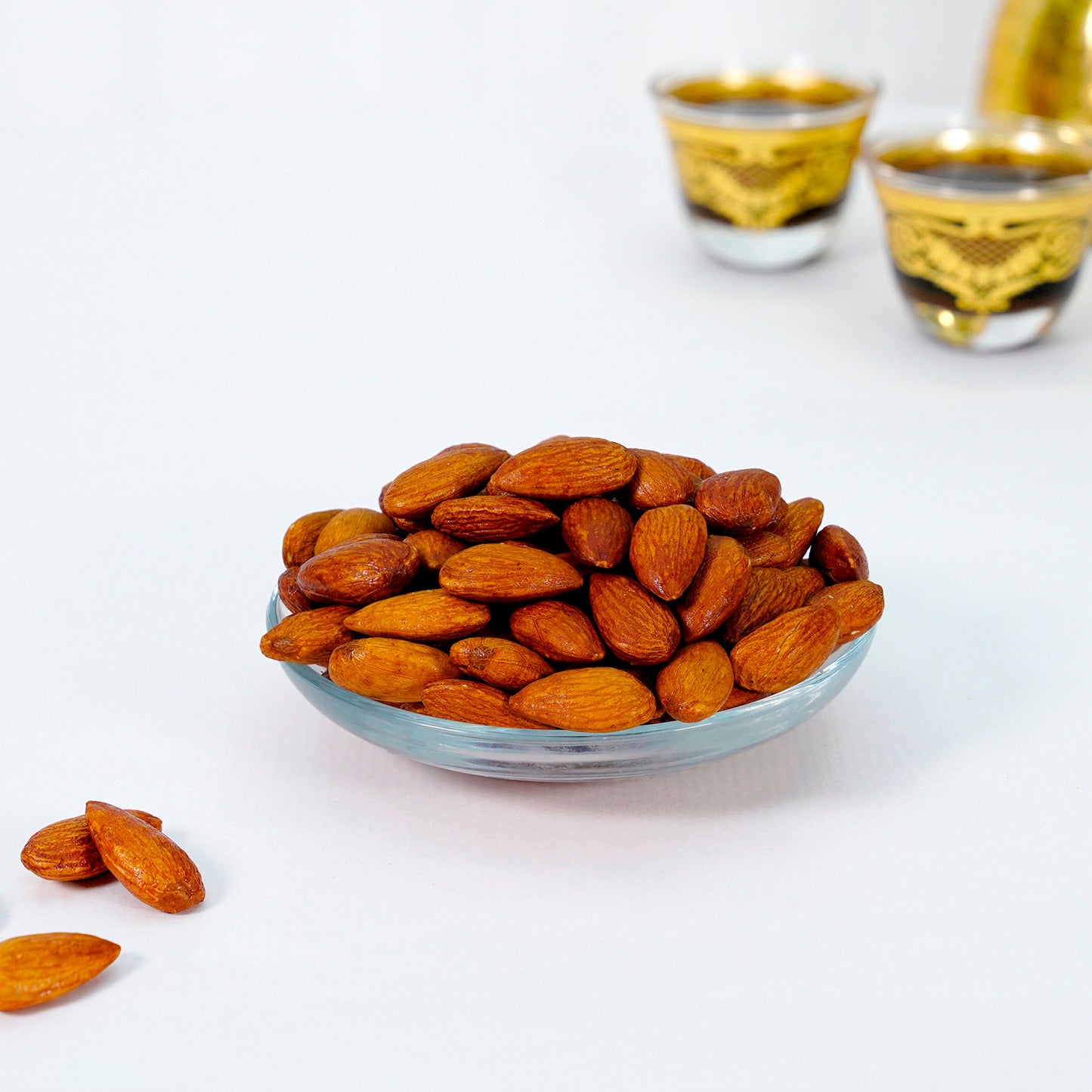 Large smoked Almond